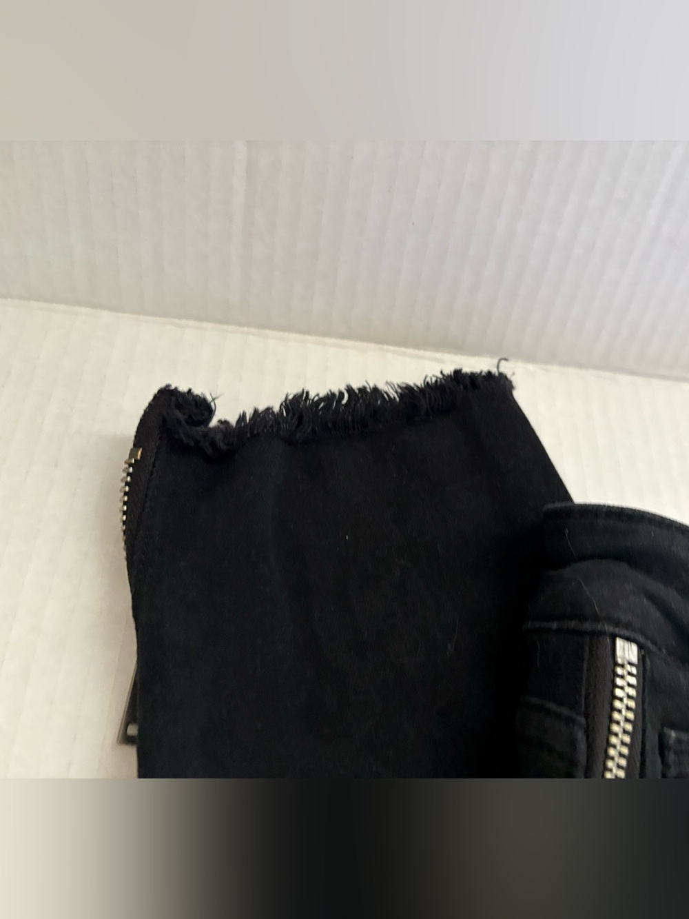 DL1961 Florence Cropped Mid Rise Instasculpt Skinny Black Jeans Side Zipper 26 - Picture 13 of 14
